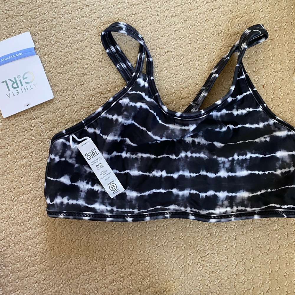 Girls size 14/XL NWT camo and tye dye reversible swim top